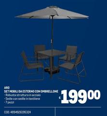 Set Mobili Da Esterno Con Ombrellone