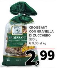 Croissant Con Granella Di Zucchero