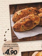 Pane Del Contadino Con Olive E Auricchio