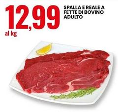 Spalla E Reale A Fette Di Bovino Adulto