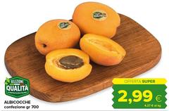 Selezione qualità - Albicocche