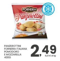 Panzerottini -  Forneria Italiana Pomodoro E Mozzarella