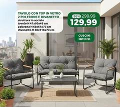 Tavolo Con Top In Vetro 2 Poltrone E Divanetto