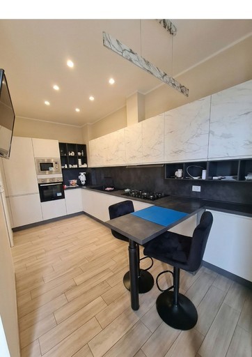 Volantino Chiarelli Center